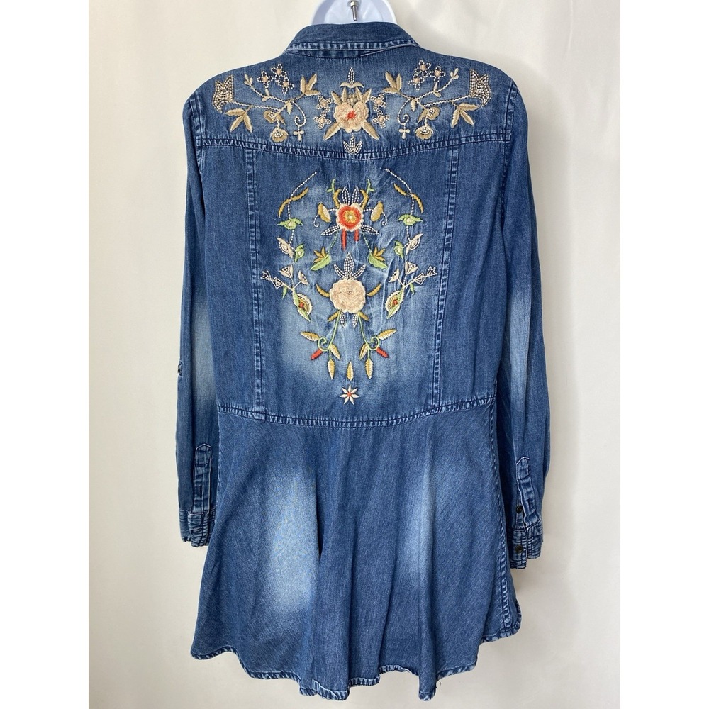 Vintage ROD'S Women's Size Medium Denim Button Up Western Embroidered Shirt Y2K